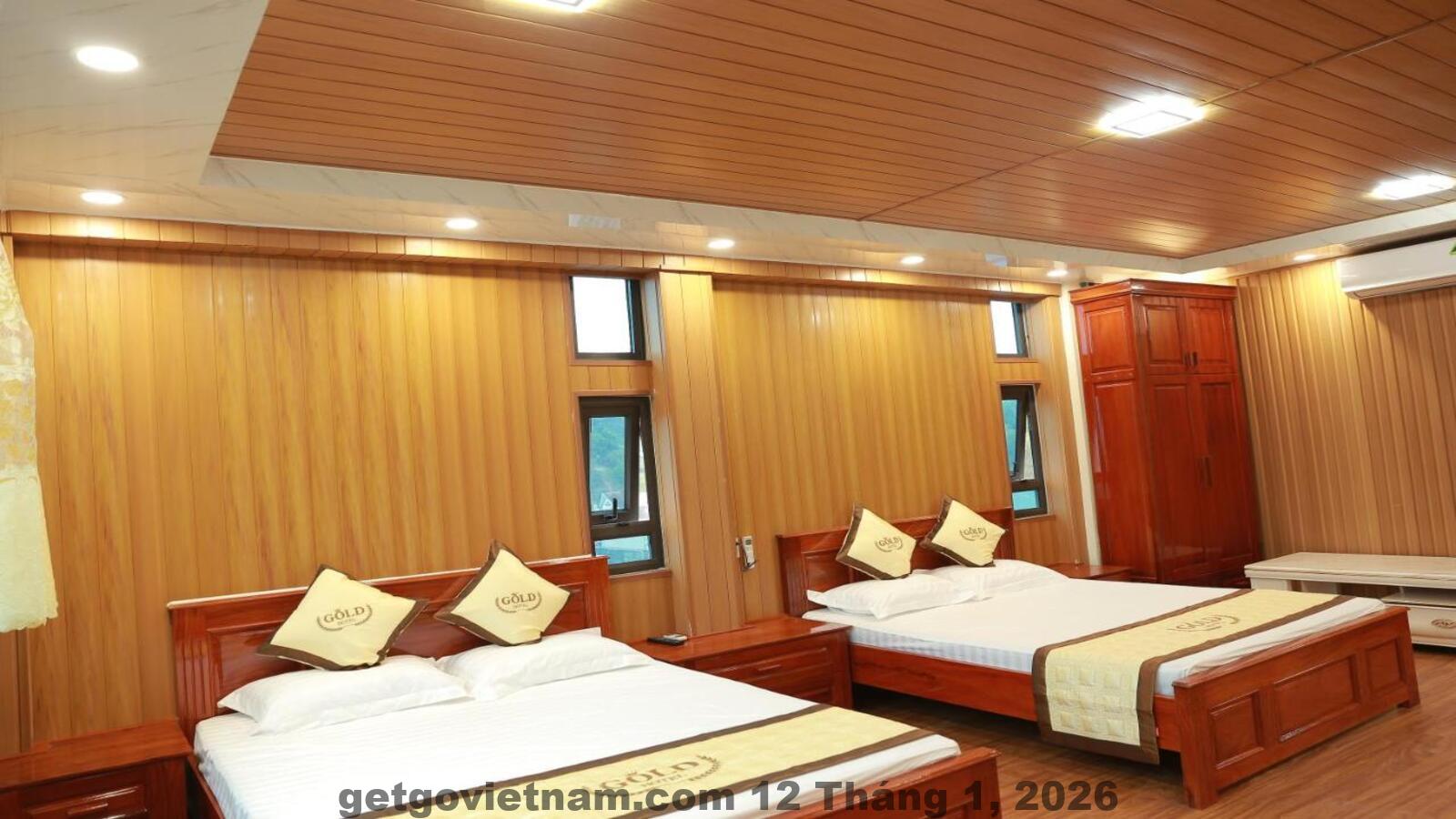 Quầy lễ tân và khu vực tiếp khách tại GOLD HOTEL Cao Bằng