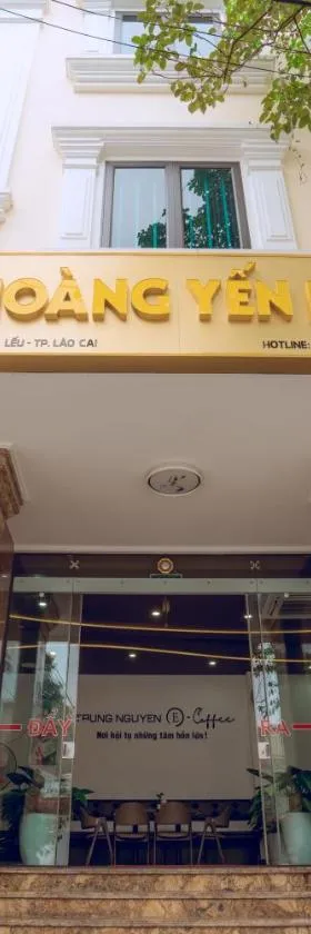 Một bữa sáng kiểu Tây với món trứng ốp la và bánh mì