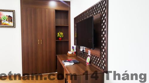 Khu vực lễ tân Pariat River Front Hotel với nhân viên thân thiện và hỗ trợ nhanh