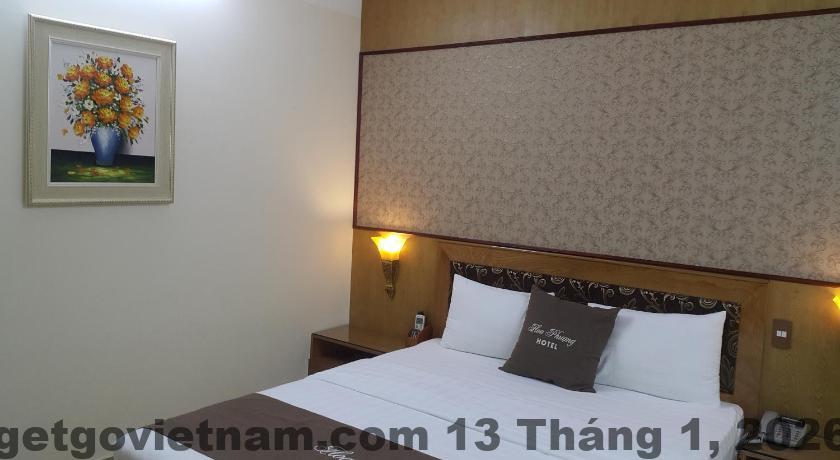 Bữa sáng với các món ăn đa dạng tại Hoa Phượng Hotel.