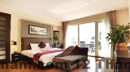 Đánh giá Hanoian Hotel Hà Nội 2026 – Có đáng ở giữa Phố Cổ? 4 Phòng nghỉ tại Hanoian Hotel thiết kế hiện đại, tông màu ấm