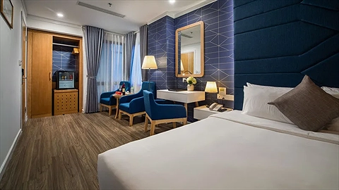 Ăn sáng tại khách sạn