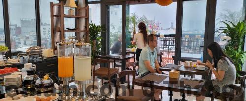 Phòng nghỉ tại Classy Boutique Hotel, mang đến sự sang trọng và thoải mái tối đa cho khách hàng.