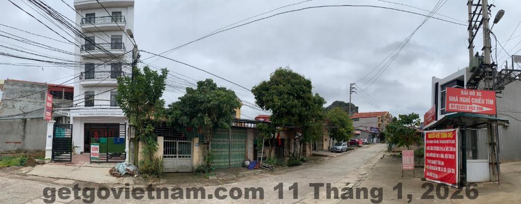 Phòng nghỉ cơ bản tại Nhà nghỉ Chiều Tím với nội thất đơn giản