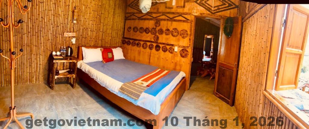 Phòng ngủ tại Little Yen’s Homestay khá đơn giản và tiện nghi, thích hợp cho các chuyến du lịch ngắn ngày, với không gian sạch sẽ và thoải mái.