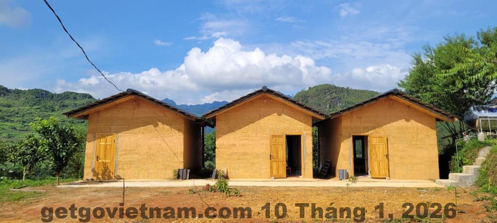 Vị trí của homestay gần nhiều điểm tham quan nổi tiếng của Hà Giang, đem lại trải nghiệm tuyệt vời cho du khách.