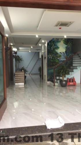 Hồ bơi tại khách sạn Sunny Sầm Sơn với không gian thư giãn lý tưởng.