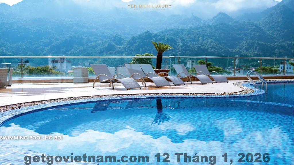 Luxury Hotel nằm ngay mặt đường Quốc lộ 2