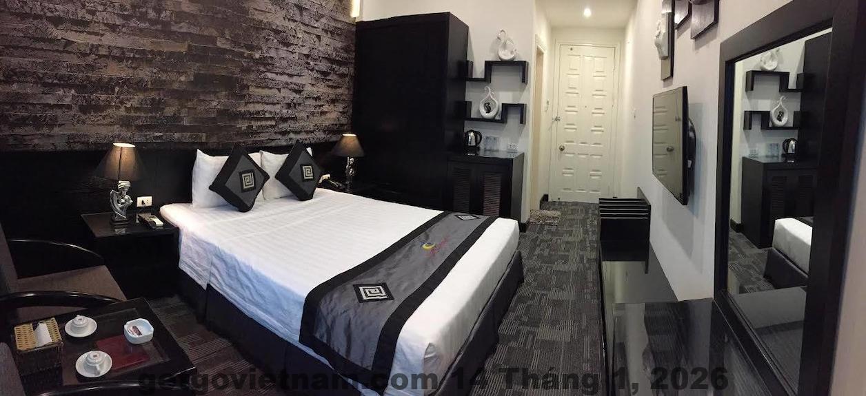 Mặt tiền khách sạn Tường Vi Văn Cao trên đường Văn Cao Hải Phòng