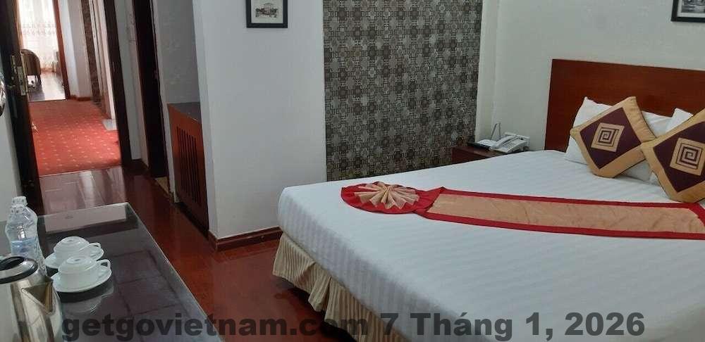 Không gian phòng khách sạn phân khúc 3 sao tại trung tâm Hà Nội