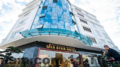 Hồ bơi ngoài trời tại New Star Halong Hotel