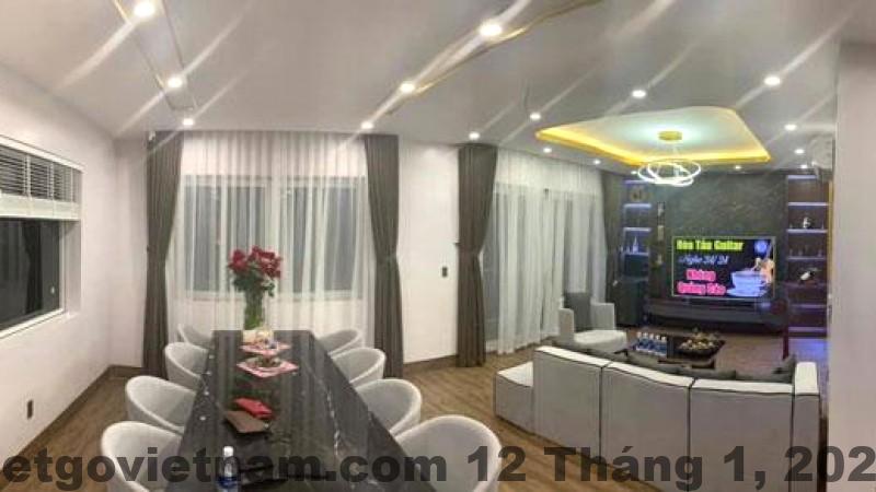 Nhân viên khách sạn nhiệt tình và thân thiện.