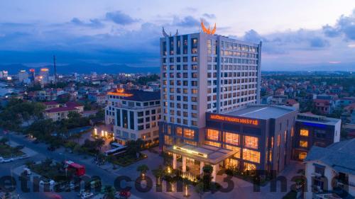 Đội ngũ nhân viên thân thiện tại Thời Đại Hotel