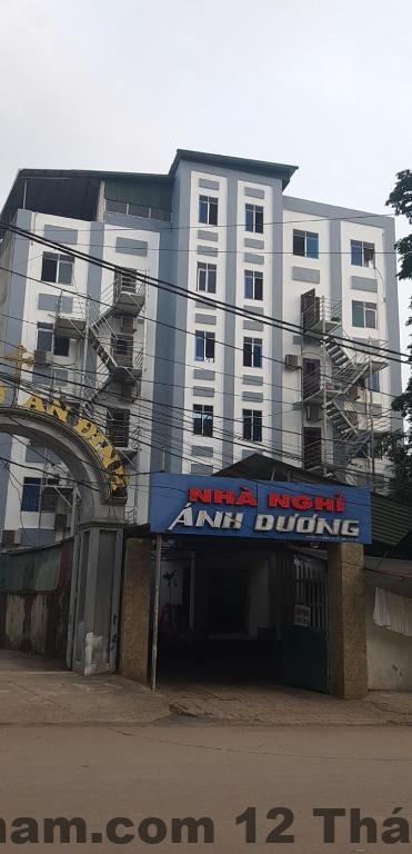 Khu vực lễ tân và hành lang khách sạn Ánh Dương