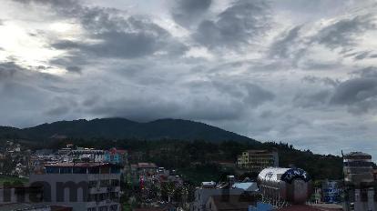 Phòng ngủ tiêu chuẩn tại Sapa Memory Hotel 2 với giường đôi và cửa sổ