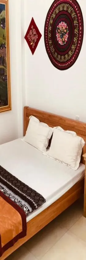 Homestay không có các tiện ích như hồ bơi hay spa, nhưng bù lại, bạn có thể tận hưởng các hoạt động ngoài trời thú vị.