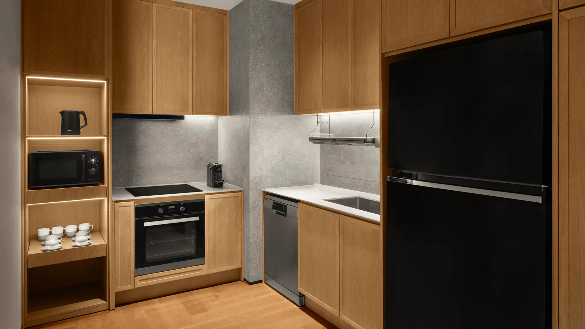 Phòng nghỉ phong cách hiện đại tại L7 West Lake Hanoi by Lotte