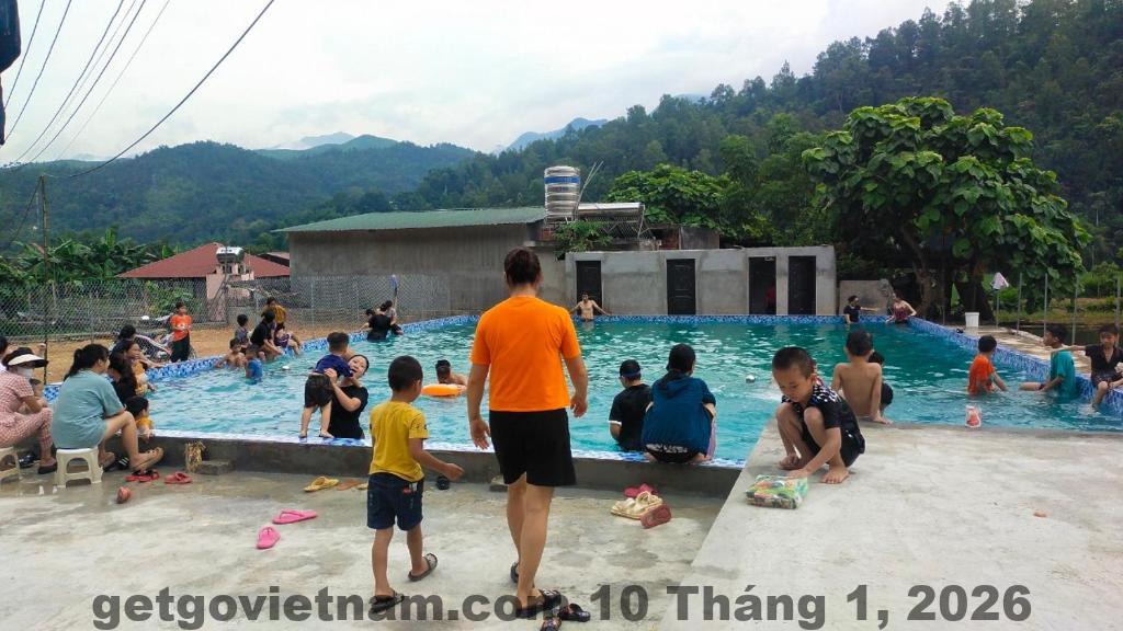 Phòng ốc rộng rãi với nội thất đơn giản nhưng ấm cúng.