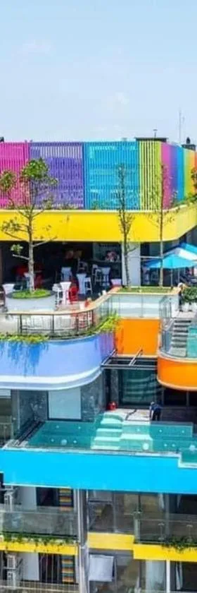 Bữa sáng tại khách sạn Quyền Quý, đa dạng món ăn nhưng cần thêm lựa chọn đặc sản địa phương.