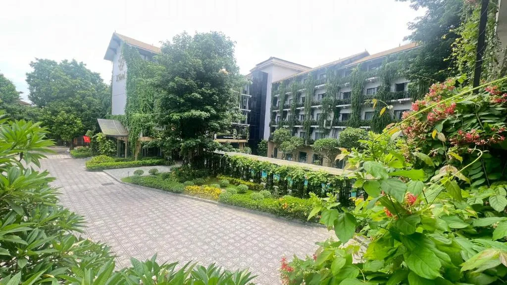 Không gian hành lang và khu vực chung Khách Sạn Sơn Hải Thái Nguyên