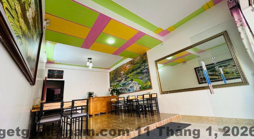 Phòng đôi tại Khách Sạn Hàm Rồng Sapa với nội thất cơ bản