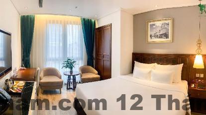 Phòng nghỉ tiêu chuẩn tại Sun Park Hotel với nội thất cơ bản