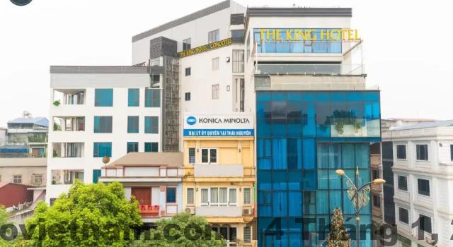 Không gian sinh hoạt chung đơn giản tại Khách sạn Sunny House