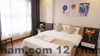 MIBEE Hotel nhìn từ bên ngoài – Vị trí thuận tiện và giá cả hợp lý.