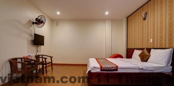 Phòng tiêu chuẩn Hoàng Gia Hotel phù hợp phân khúc giá rẻ tại Tam Đường