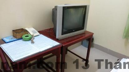 Phòng nghỉ tại Khách sạn Thới Bình được trang bị nội thất cơ bản nhưng khá tiện nghi và sạch sẽ.