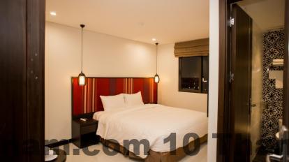 Không gian phòng nghỉ tại khách sạn, sạch sẽ và tiện nghi.