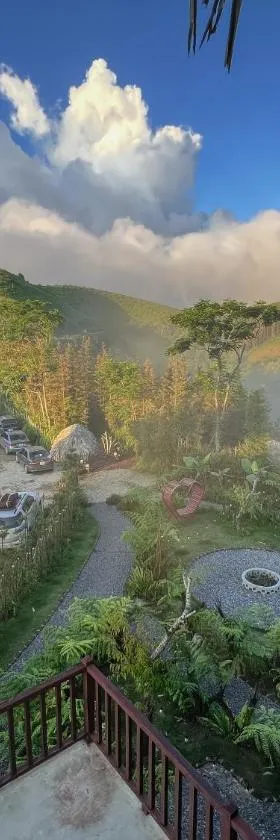 Phòng nghỉ khách sạn Hùng Mạnh Hotel phù hợp phân khúc giá bình dân