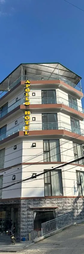 Hành lang và không gian chung tại Trúc Nhân Hotel Đồng Văn, tiện nghi cơ bản, gọn gàng