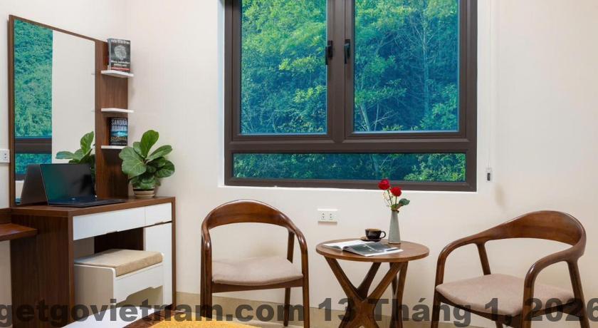 Ăn sáng tại Tung Quang Hotel với các món ăn đa dạng nhưng chưa hoàn hảo