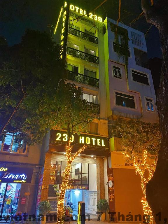 Khách Sạn 239 Hà Nội Review 2026: Giá Mềm – Ở Ổn – Có Đáng Quay Lại? 1 645 Vu Tong Phan