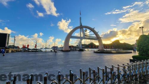 Bữa sáng tại Charm Island Hotel