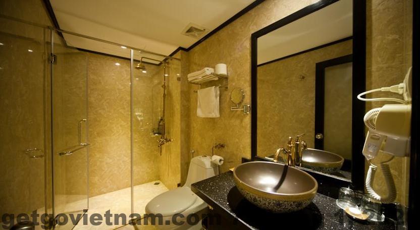 Phòng ngủ khách sạn Oriental Central Hà Nội
