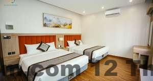 Đội ngũ nhân viên thân thiện, hỗ trợ khách hàng tận tình.