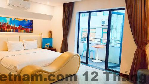 View phòng nhìn ra khu vực Cầu Giấy với mức giá hợp lý