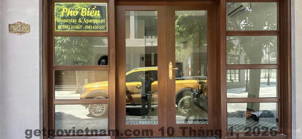 Review Maison Homestay Văn Giang 2026: Đánh giá chi tiết & khách quan 6 Khu vực sảnh Maison Homestay Văn Giang gọn gàng, tạo cảm giác thân thiện khi check-in