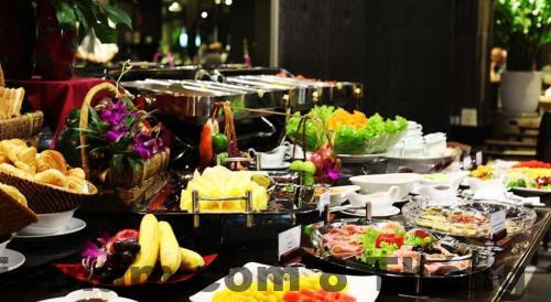 Không gian phòng Centre Point Hanoi Hotel nhìn từ góc rộng