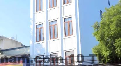 Khu vực lễ tân Mia Noi Bai Airport Hotel với nhân viên trực 24/7