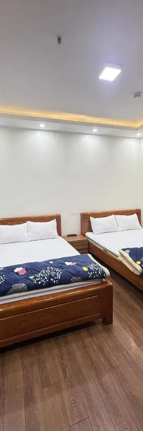 Hành lang và không gian chung khách sạn Hoàng Gia