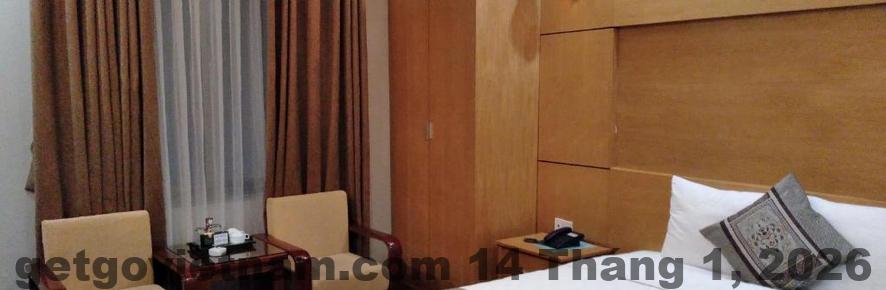 Phòng tiêu chuẩn Holiday Hotel 2 Hải Phòng phù hợp khách công tác và du lịch tiết kiệm