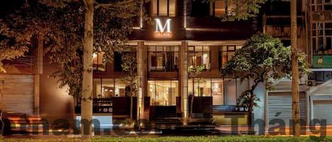 Khách sạn Hotel Happy Hà Nội – Đánh giá chi tiết 2026: Có đáng ở khu Hoàng Mai? 1 738efd5b