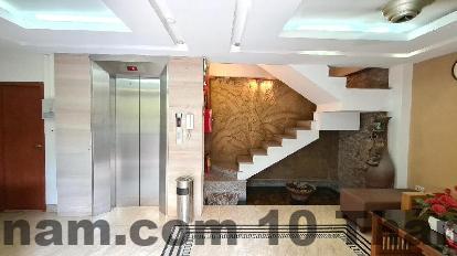 Không gian phòng nhìn từ cửa tại New Style House Hotel 2