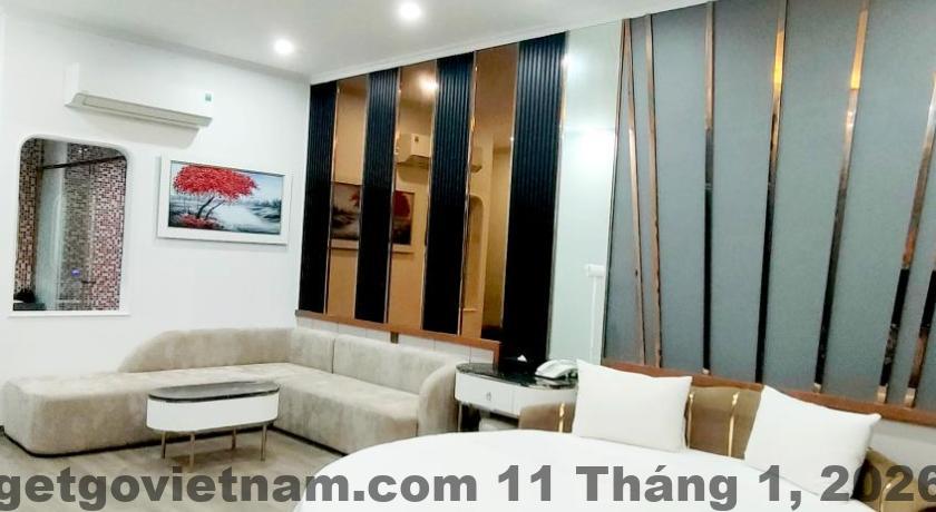 Hồ bơi ngoài trời tại Halong Lavender Hotel