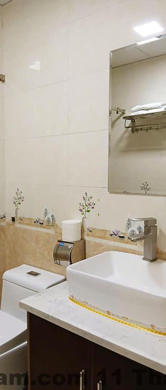 Một phần bữa sáng phong phú với món ăn đặc sản vùng cao tại Sunshine View.