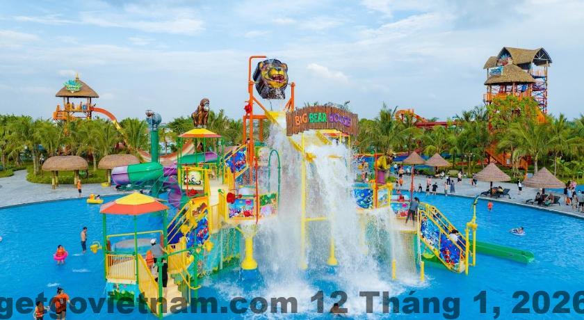 Khu vực lễ tân Bella Hotel gọn gàng và thân thiện