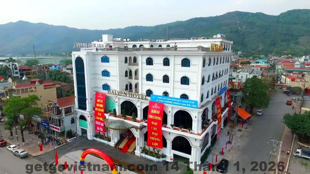 Không gian phòng đơn giản tại Hải Phát Hotel Thái Nguyên
